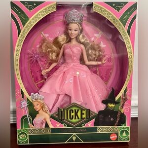 New in box Wicked Deluxe Glinda Fashion Doll Mattel Barbie